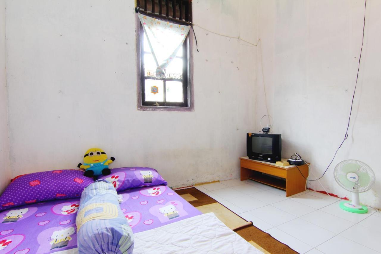 Wisma Sarjana Guesthouse Maguwo Exterior foto