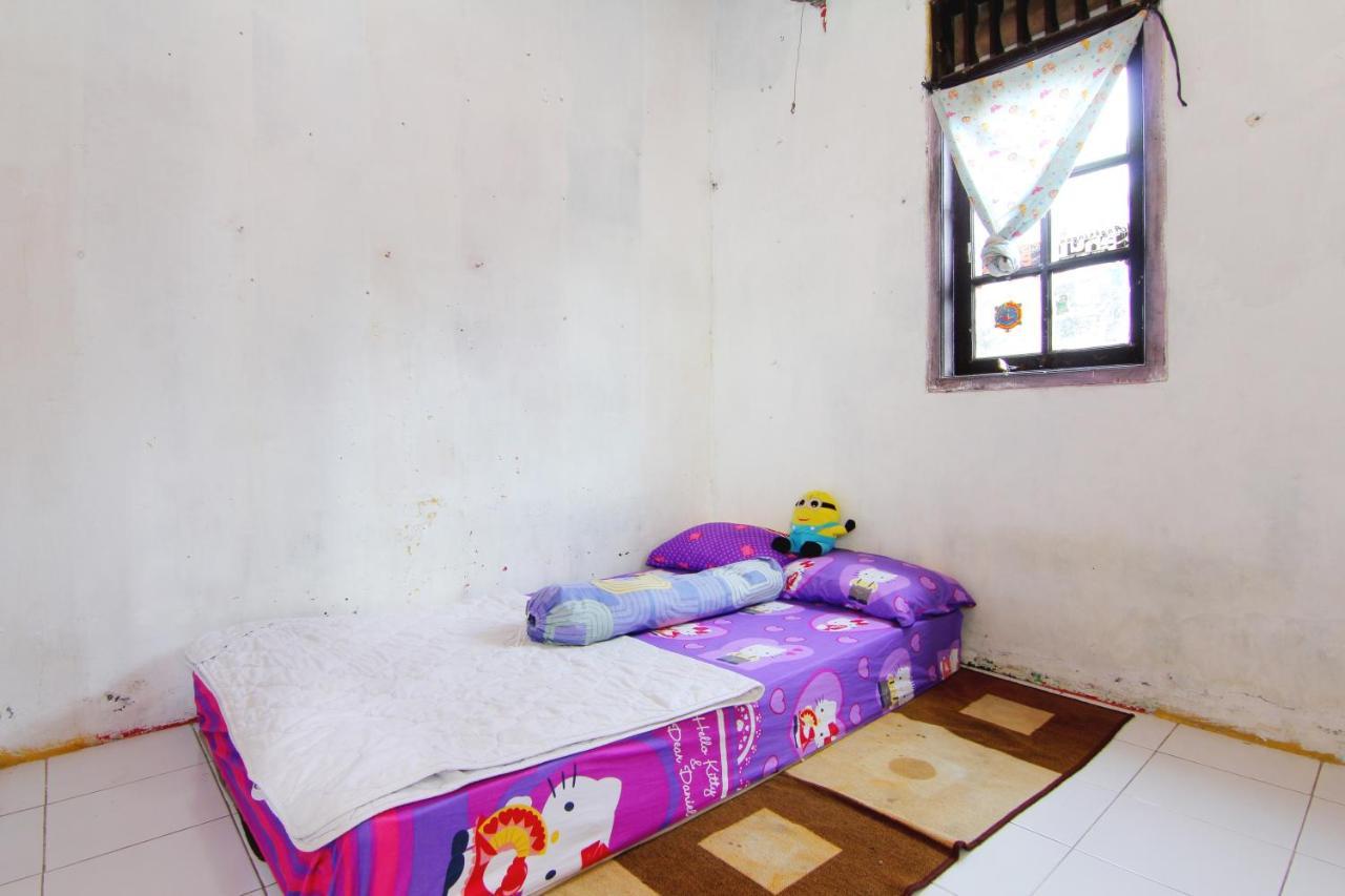 Wisma Sarjana Guesthouse Maguwo Exterior foto